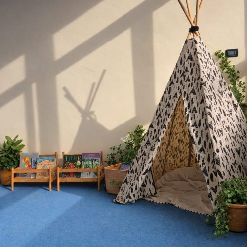 Story time Tipi